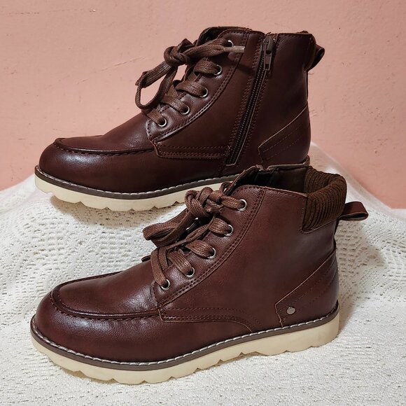 Steve Madden Girls Brown Boots Size 4